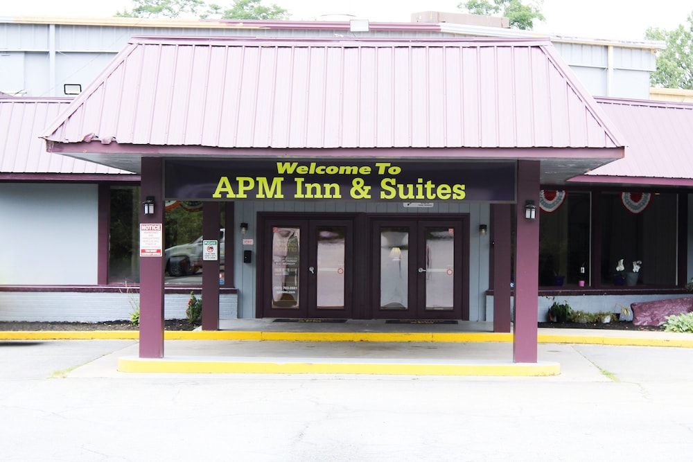 Apm Inn & Suites 1/54