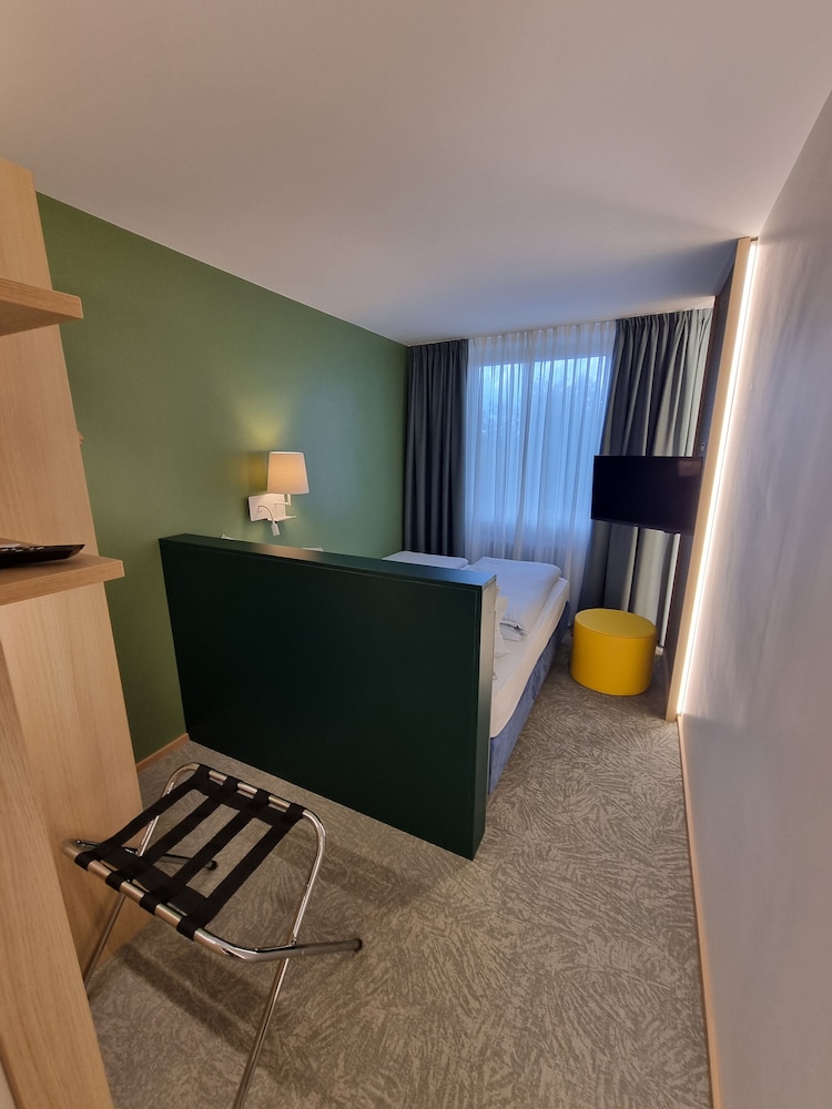 Carathotel Munchen City 12/23