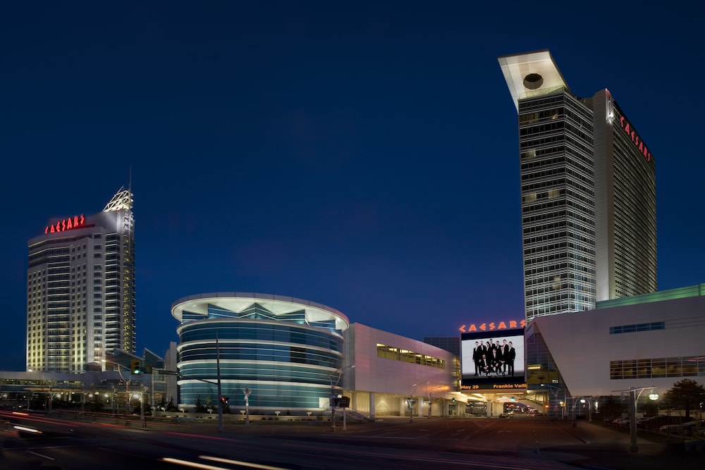 Caesars Windsor- A Caesars Rewards Destination 3/47