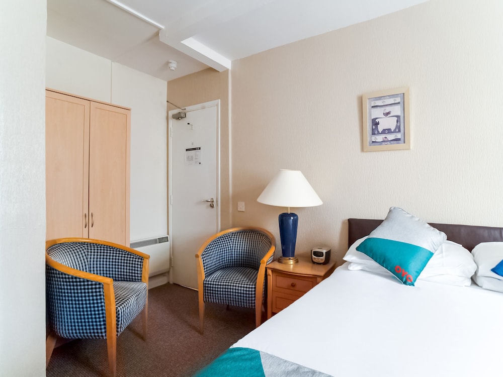 Oyo the Palm Court Hotel 30/42