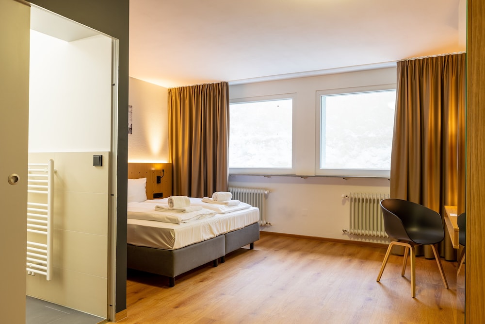 mk hotel frankfurt 30/65