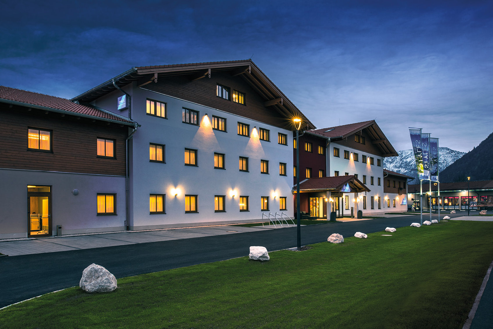 Hey Lou Hotel Piding 4/46