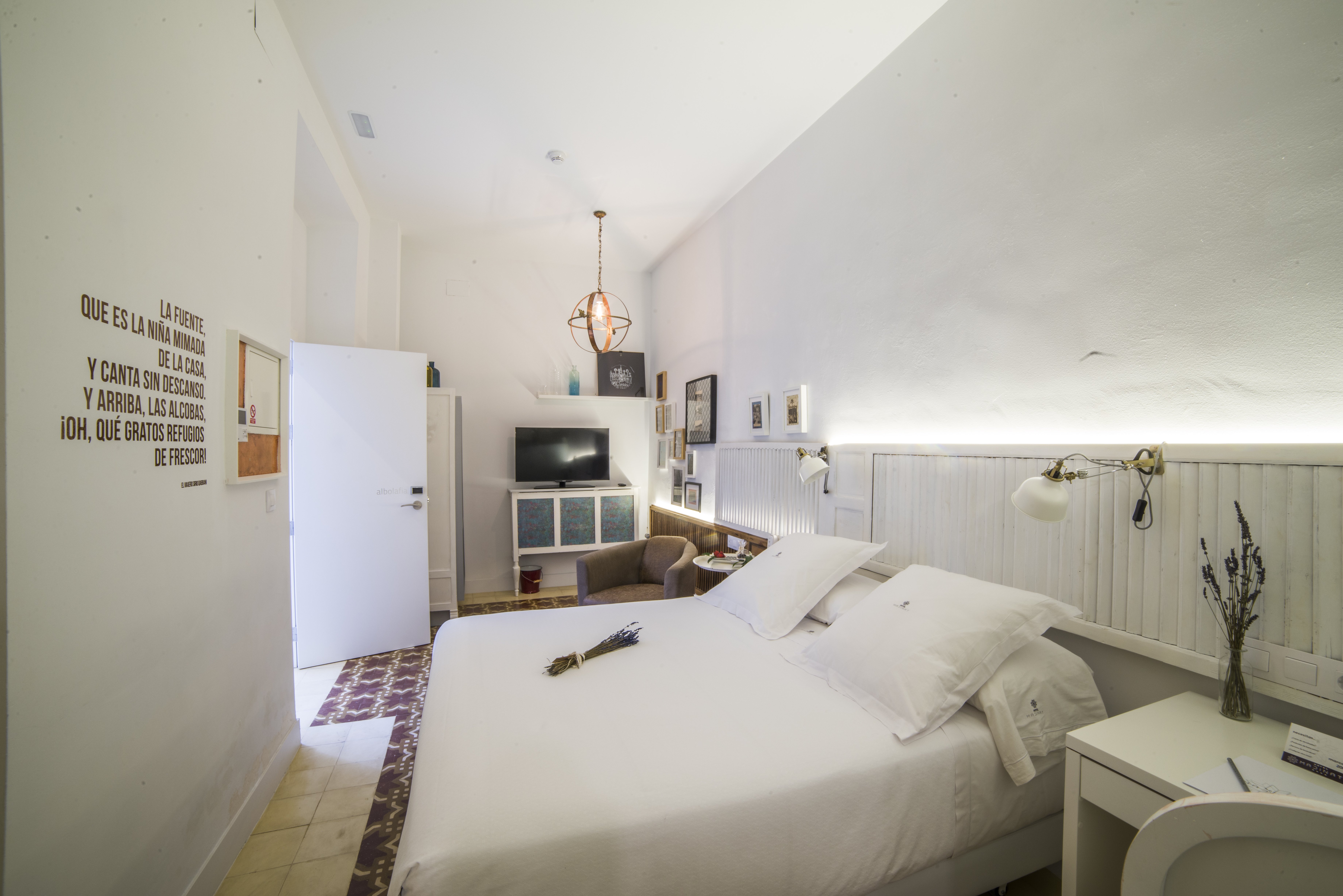 Hotel Madinat 25/73