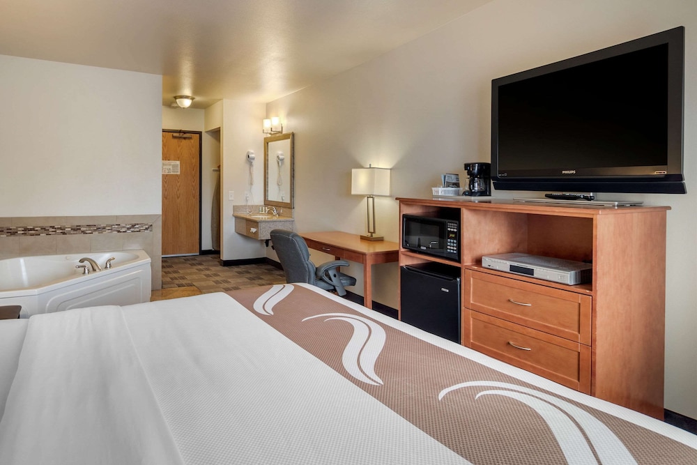 Quality Inn Kenai, AK 17/40