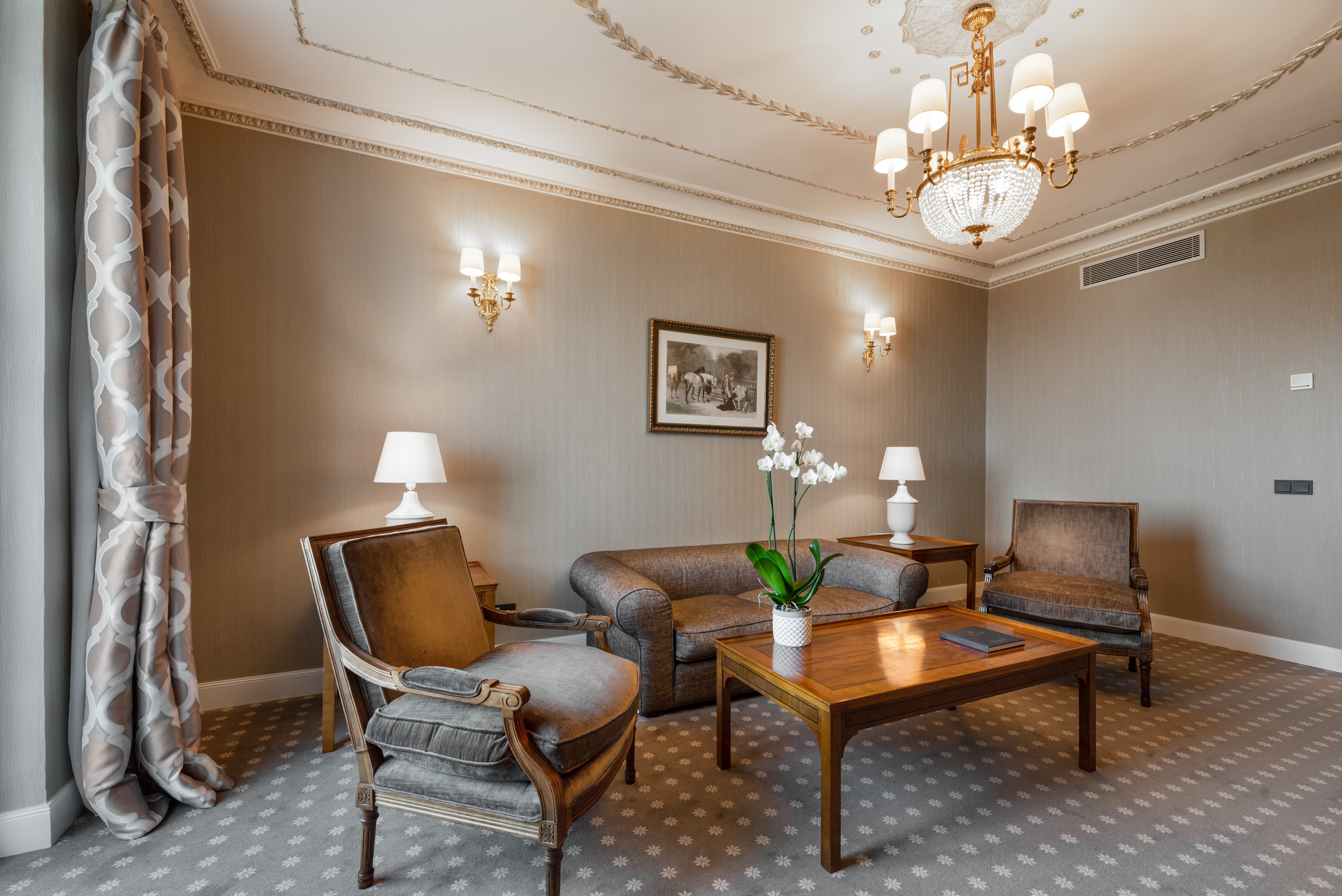 Eurostars Hotel Real 53/76