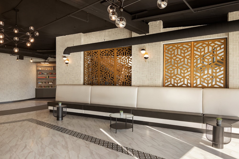 Holiday Inn Philadelphia Arpt-Stadium Area 8/54