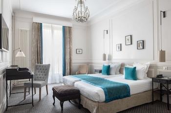 Privilege, 2 Double Beds