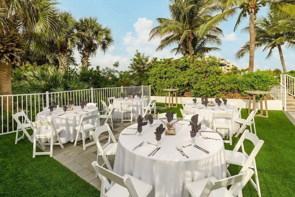 Hilton Garden Inn Cocoa Beach Oceanfront 7/79