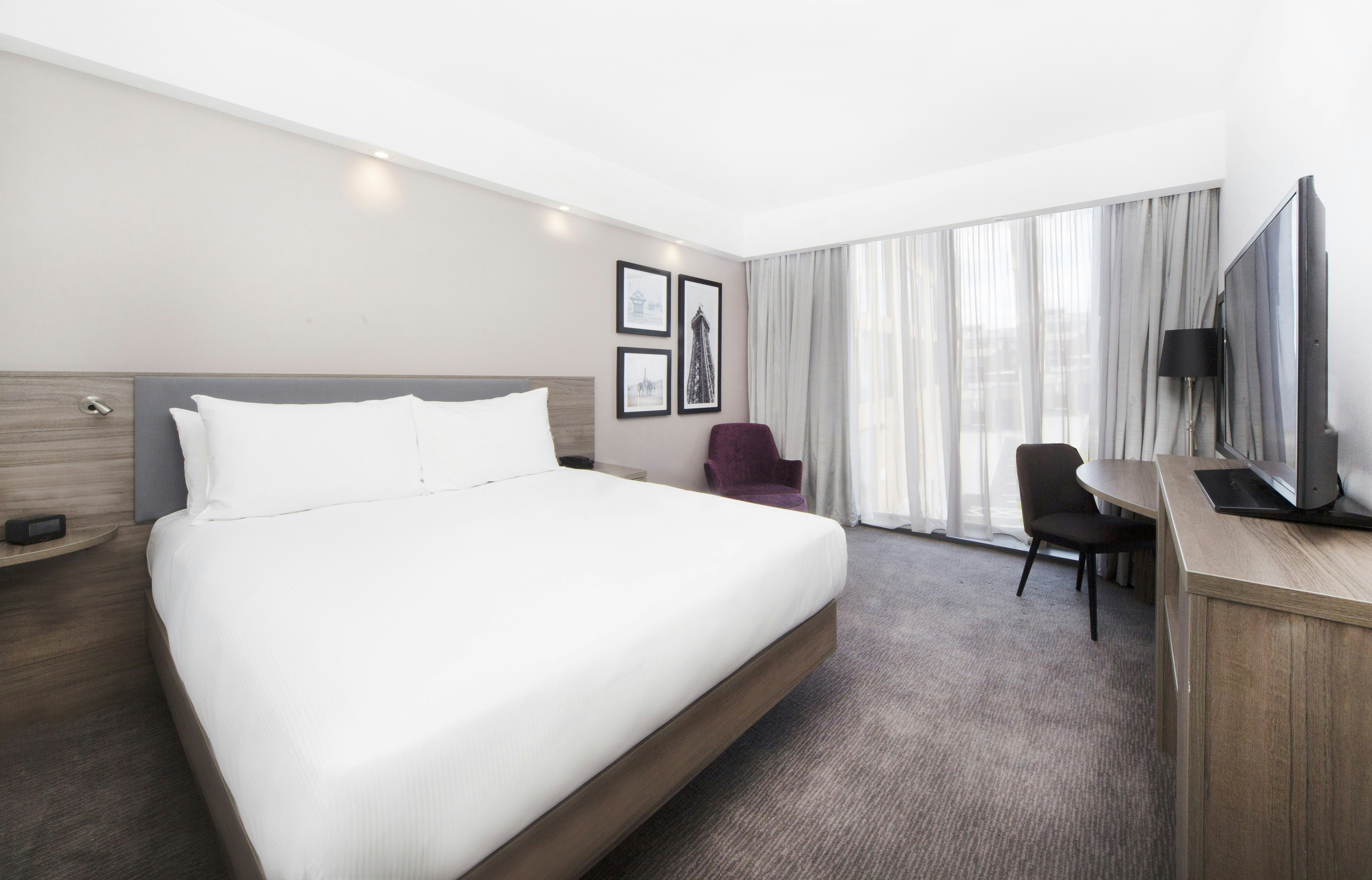 ROOM, 2 DOUBLE BEDS