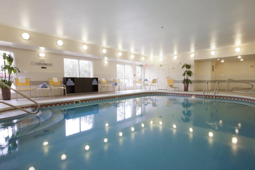 Fairfield Inn Suites Houston the Woodlands 7/26