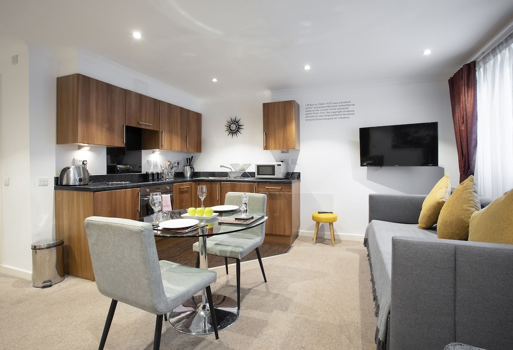 Stewart by Heeton Concept Aparthotel Edinburgh 55/60