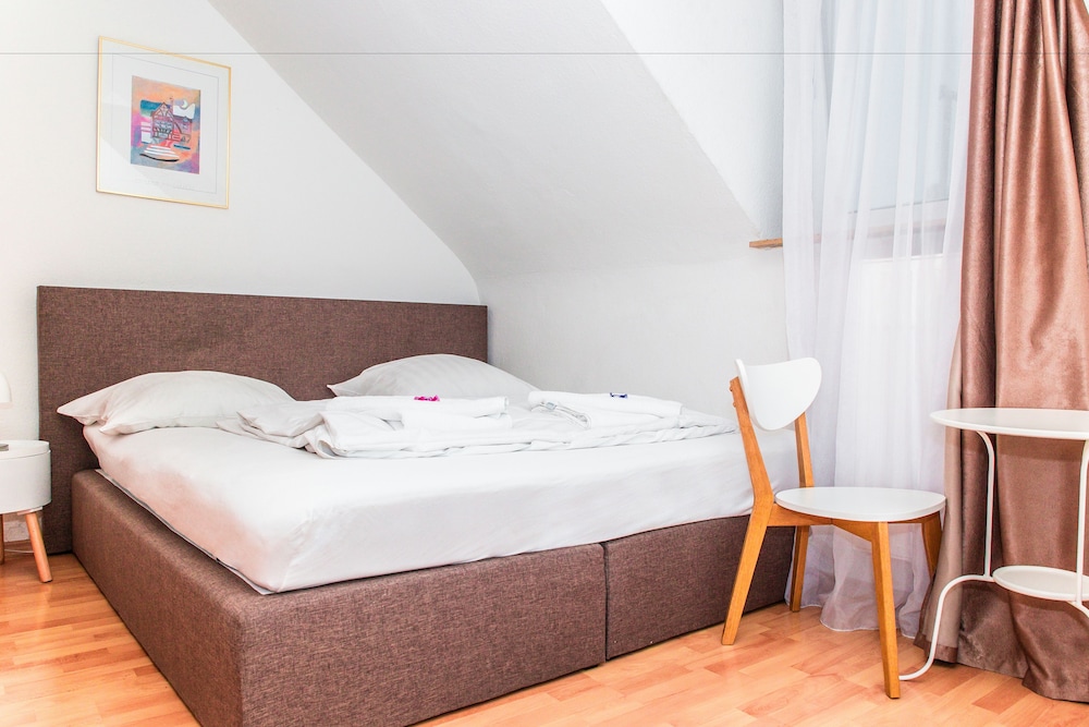 City Hotel Storch 8/59