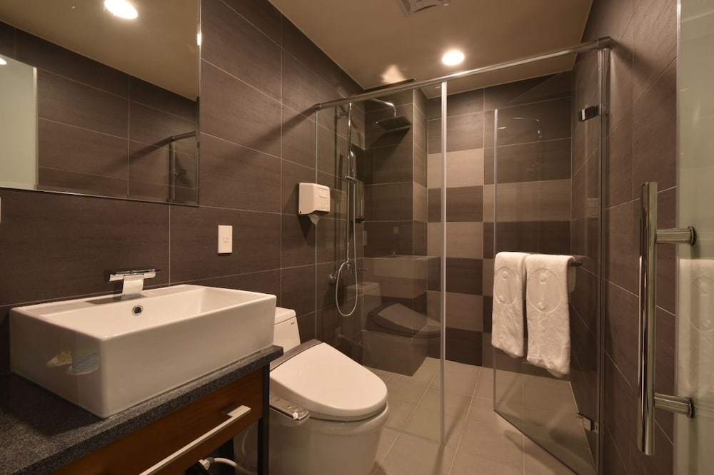 Hotel J 49/54