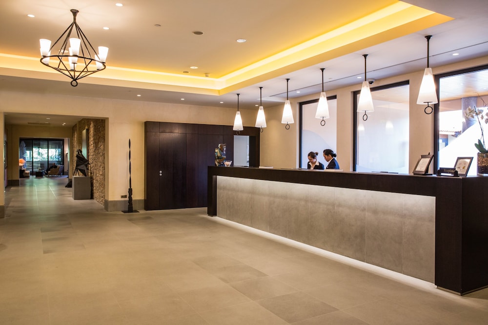 Lobby at Terre Blanche Hotel Spa Golf Resort, TOURRETTES