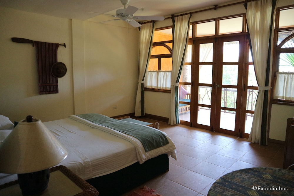 Coco Grove Beach Resort 17/50