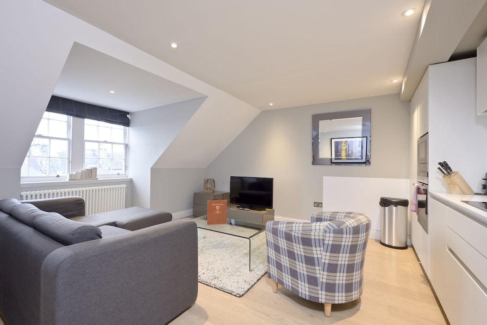Destiny Scotland - Hill Street Apartments 18/30