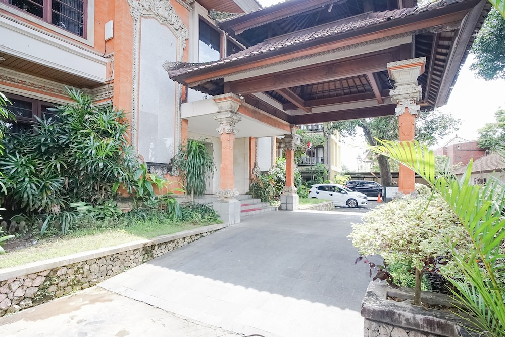 Collection O Bali near Sanur Beach formerly Akarsa Transit 7/61