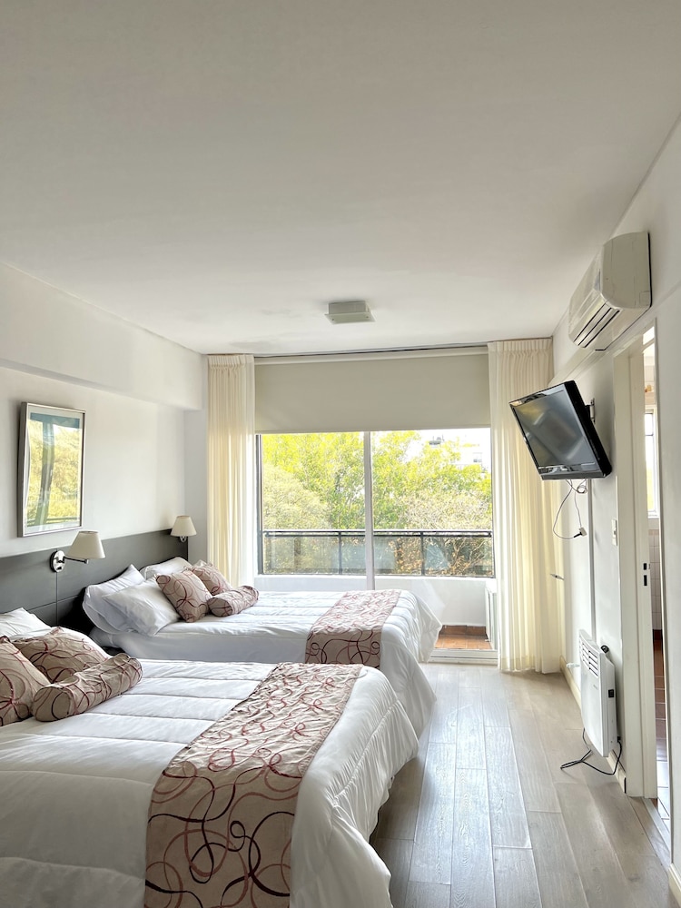 Golf Tower Suites Apartments 18/64