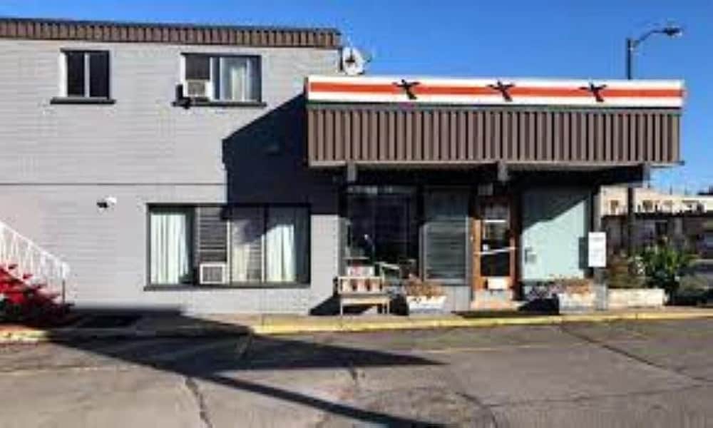 Advance Inn photo2