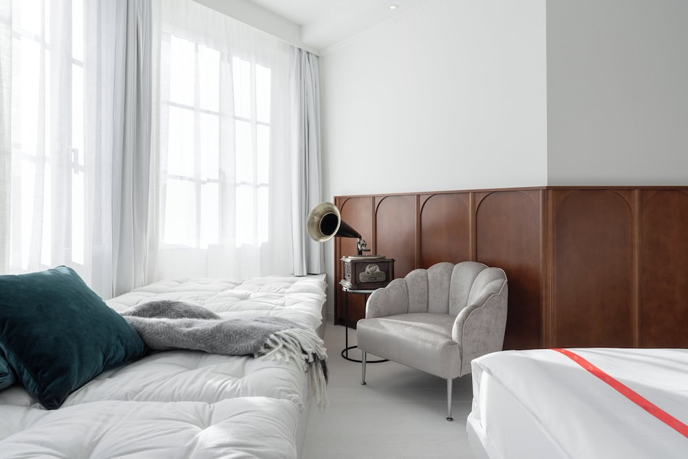 Star, Queen Bed