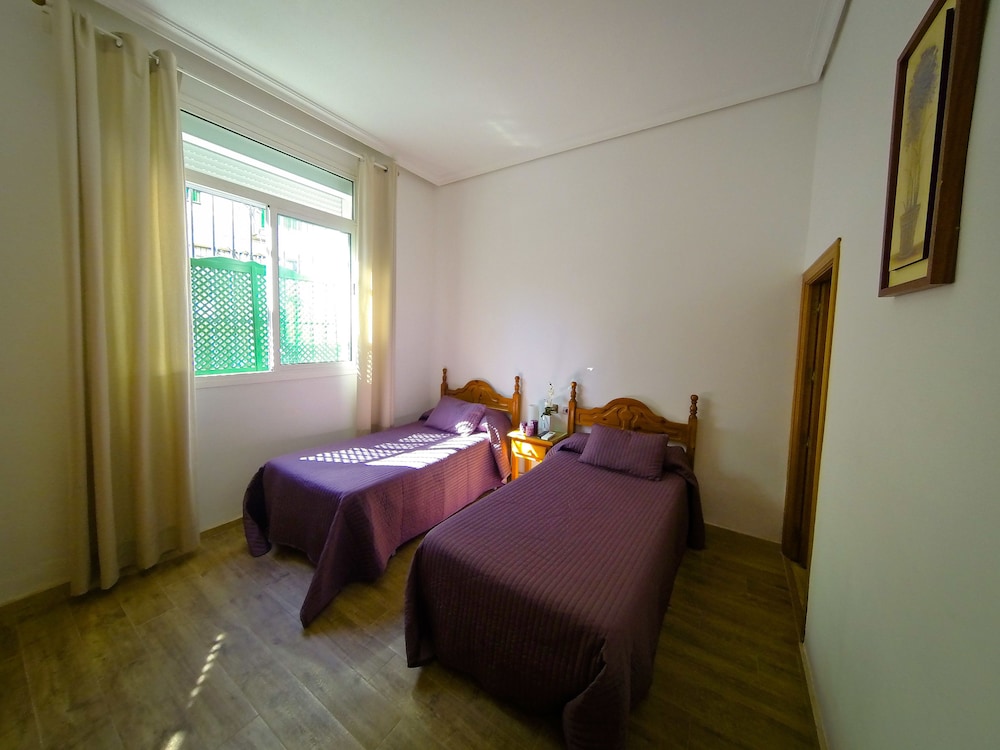 Hostal La Muralla 21/48