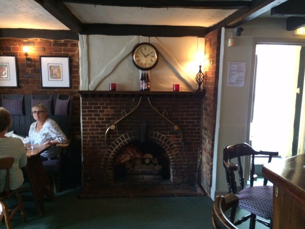 Ye Olde Red Lion 2/12