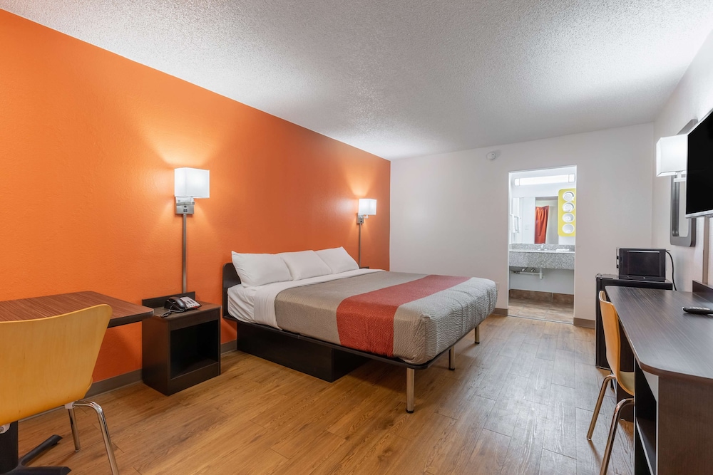 Motel6 Bryan, TX - University Area 19/44
