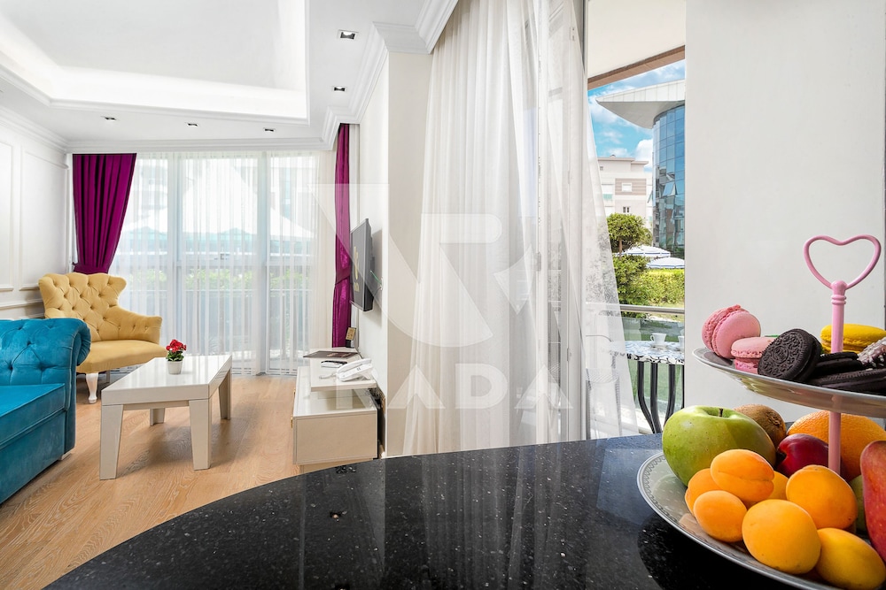 Onkel Rada Apart Hotel 50/50