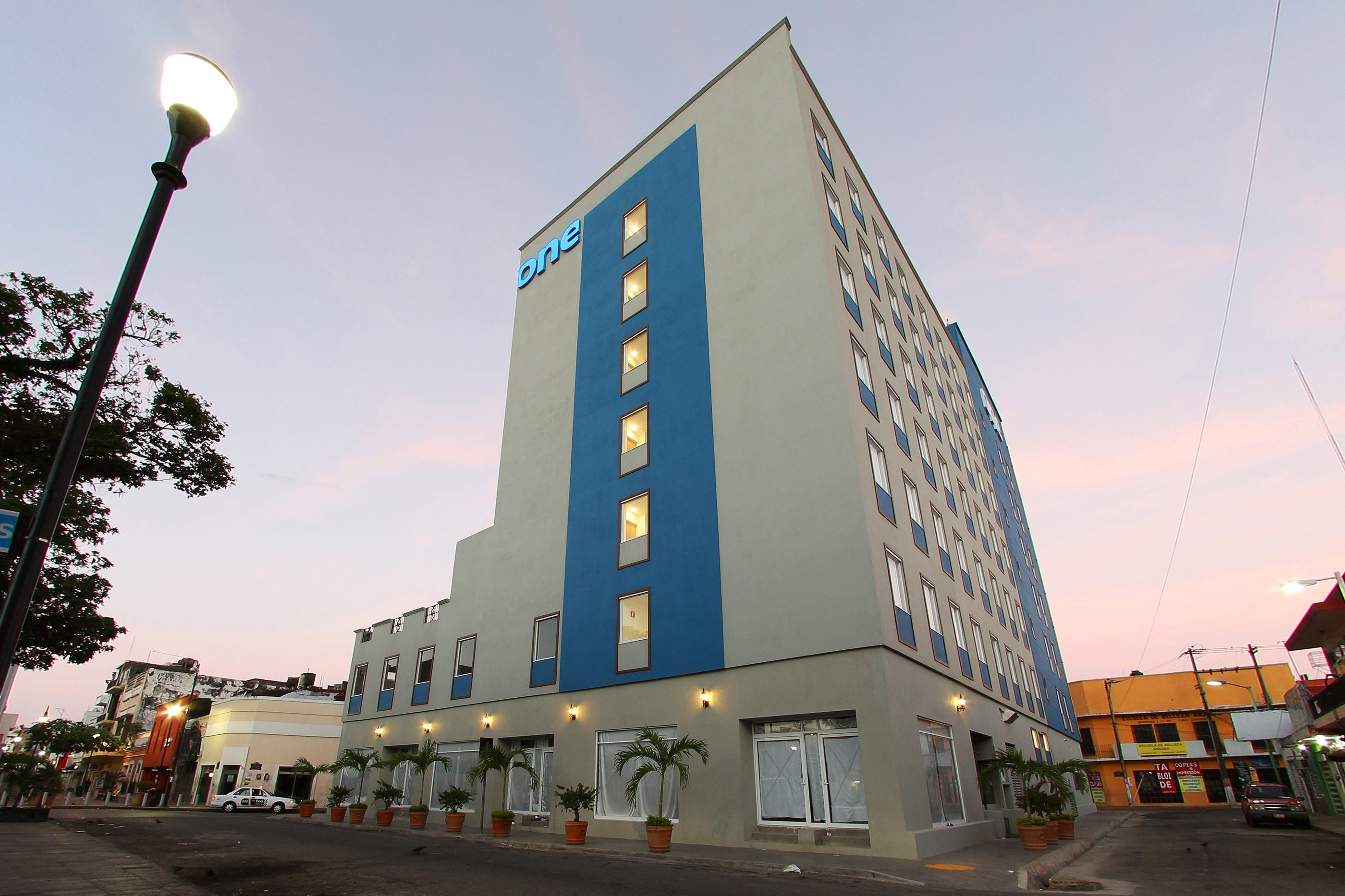 One Villahermosa Centro 4/54