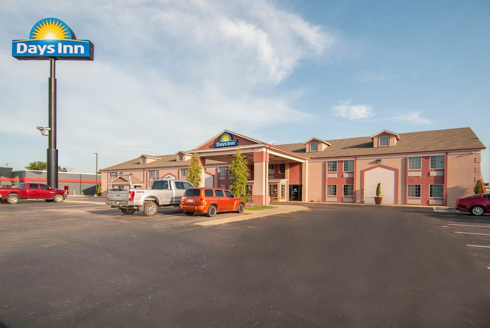 Days Inn by Wyndham Pauls Valley 2/21