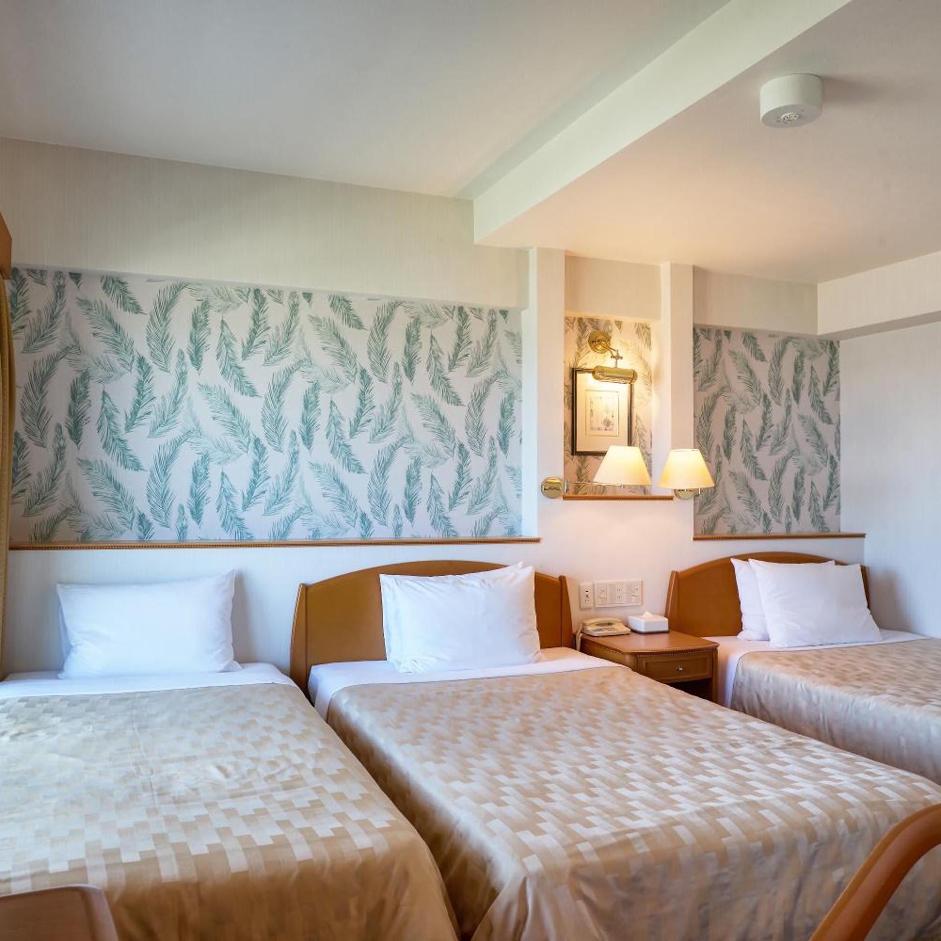 Room, Triple, Sea View