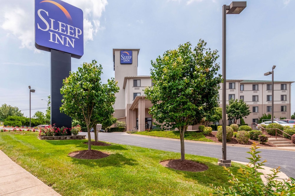 Sleep Inn and Suites Harrisonburg Near University 3/38