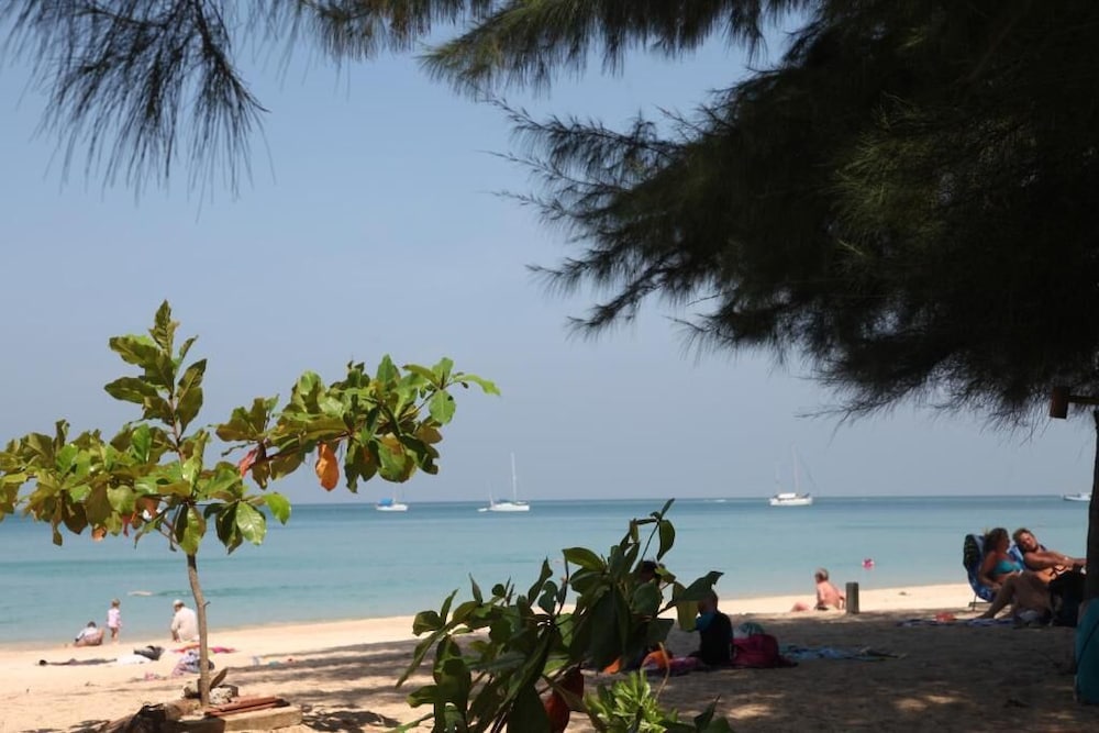 Naiyang Seaview Place 28/33