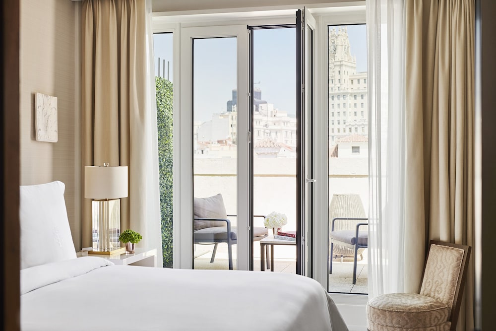 Four Seasons Hotel Madrid 20/72