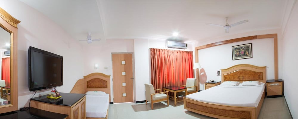 Ramyas Hotels 12/27