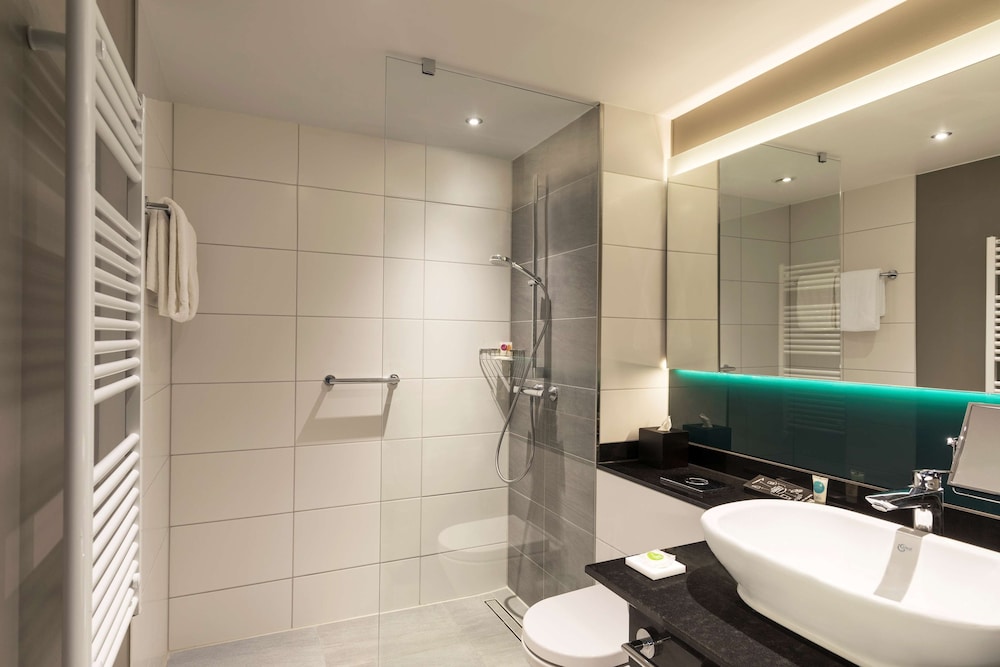 Hyatt Place Frankfurt Airport 20/75