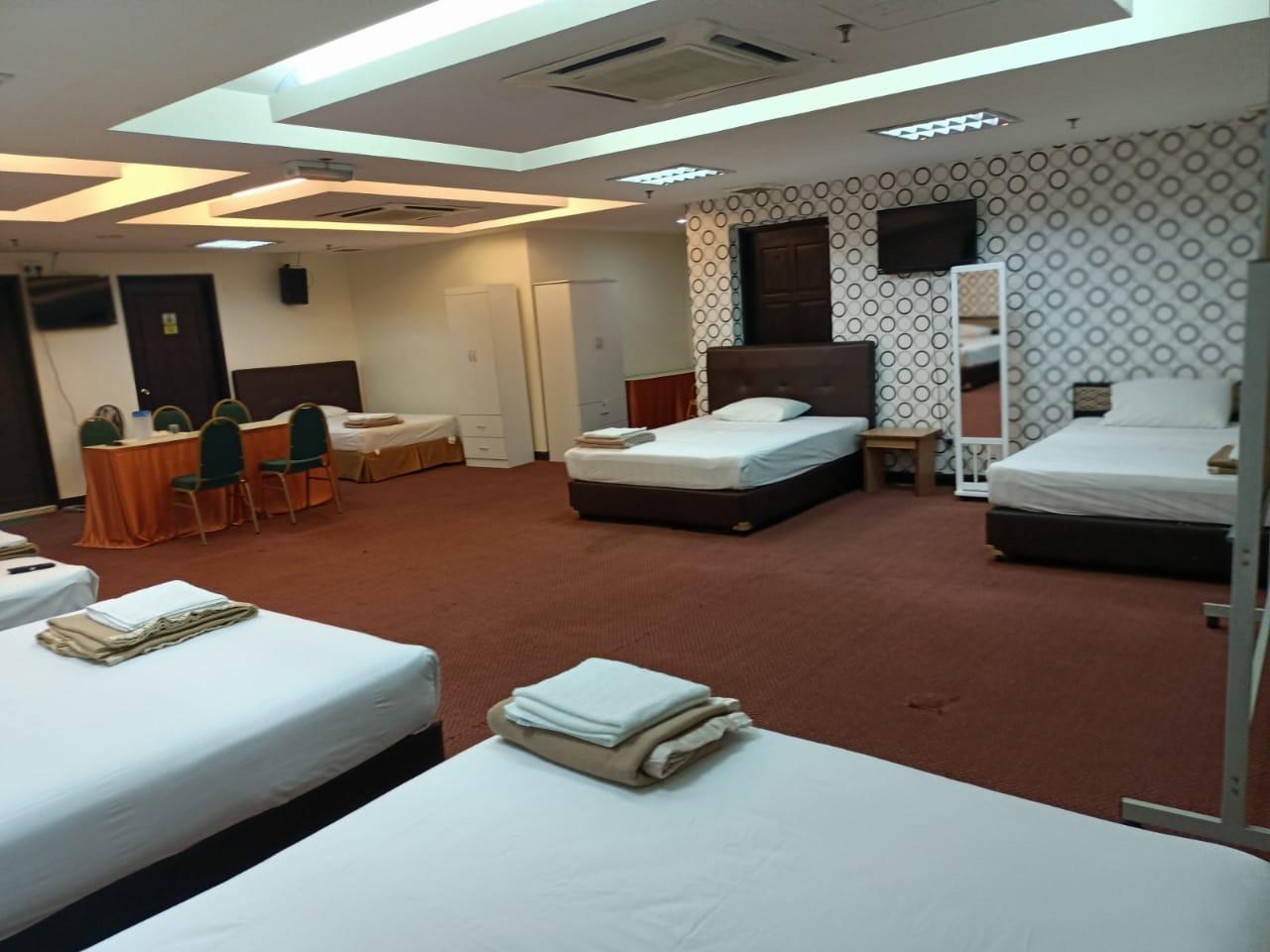 Conference, Suite