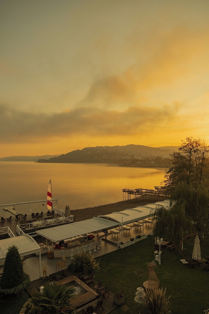 Lale Boutique Hotel 52/55