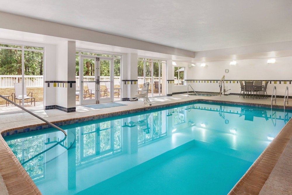Fairfield Inn & Suites Jacksonville West/Chaffee Point 2/42