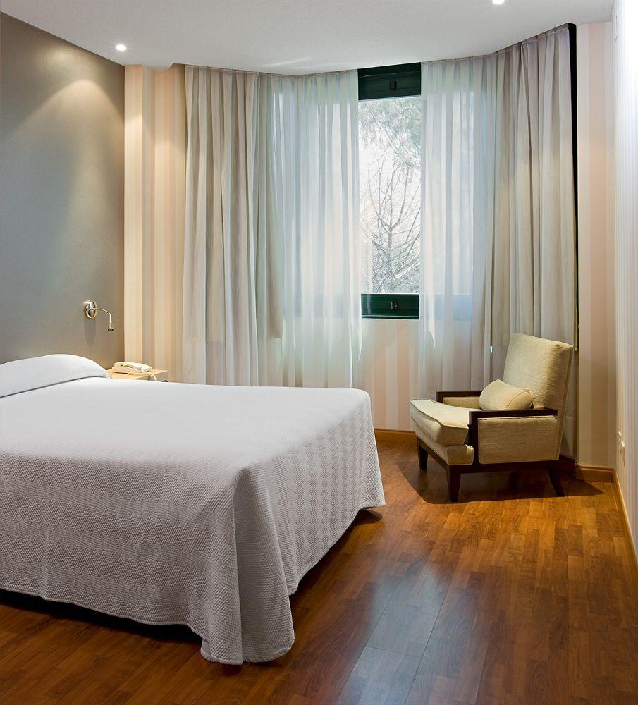 Aparthotel Th Las Rozas 10/33