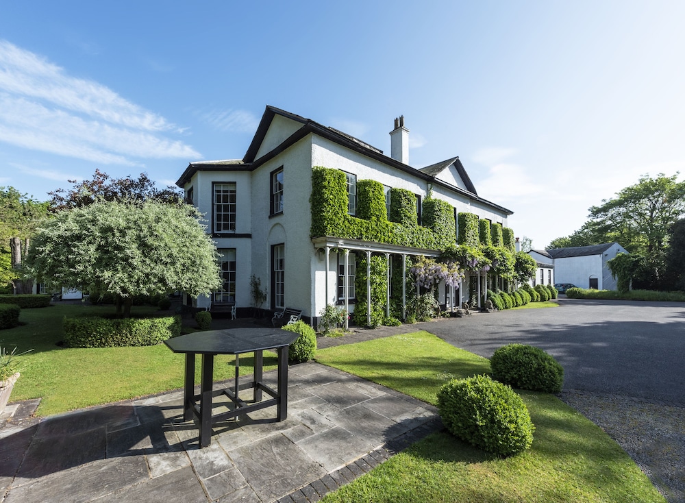 Statham Lodge Hotel 2/50