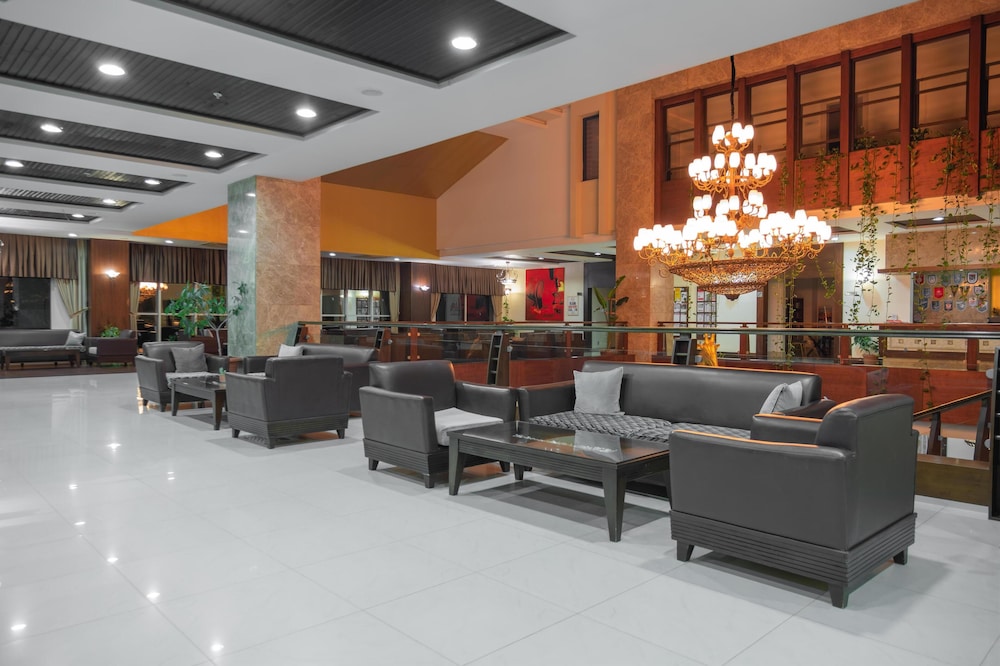 Sural Resort 42/65