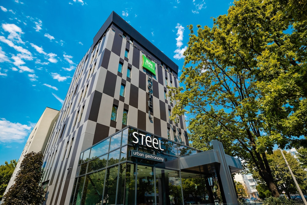 IBIS STYLES BUCHAREST ERBAS 7/68