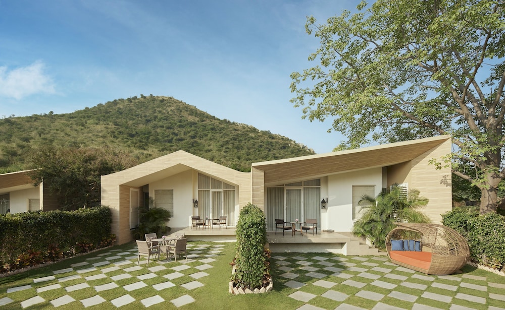 Taj Aravali Resort And Spa Udaipur 7/85
