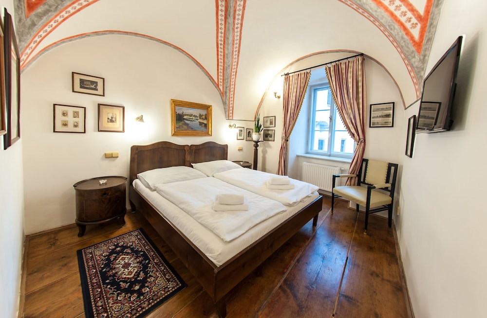 Hotel Leonardo 34/50