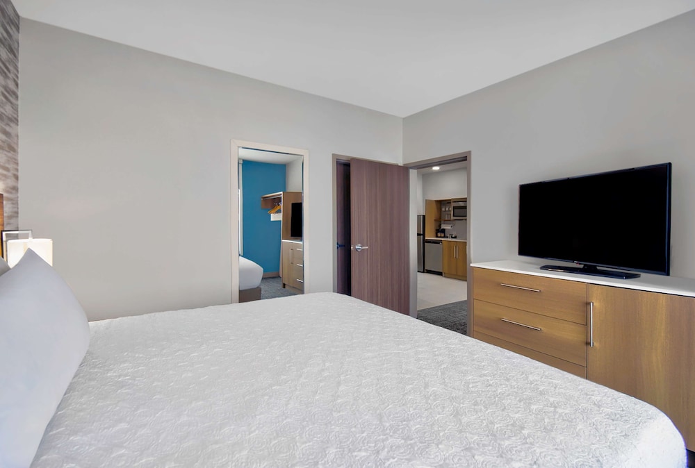 Home2 Suites by Hilton Whitetown Indianapolis NW 15/61