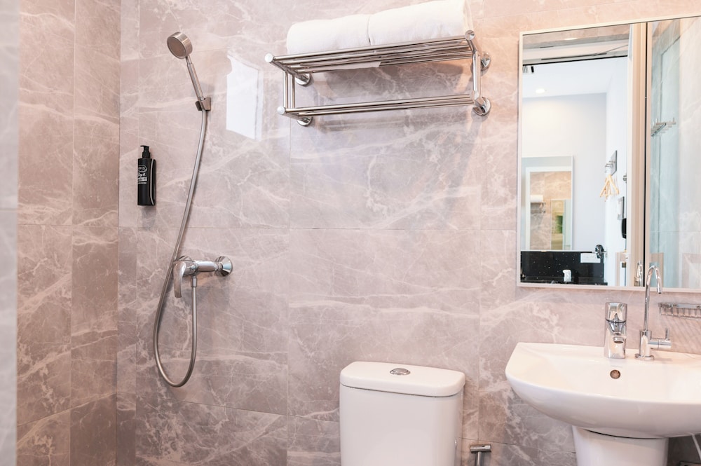 ibis budget Singapore Sapphire 52/54