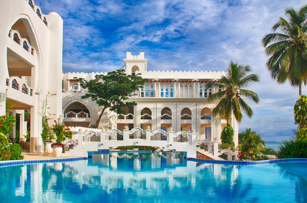 Madinat Al Bahr Business & Spa Hotel 5/75