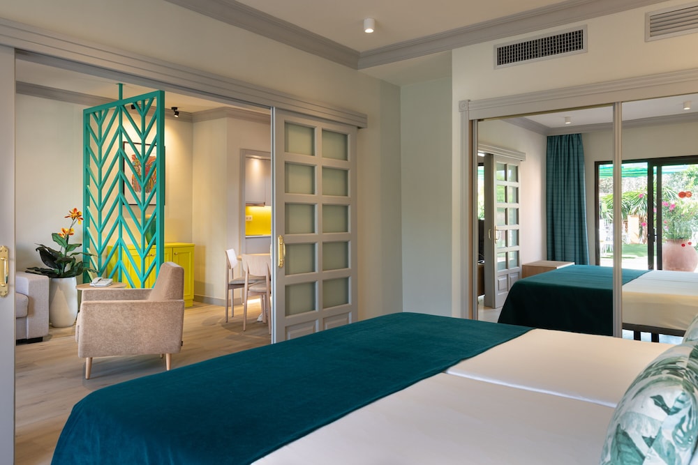 Villa Mandi Golf Resort 16/66