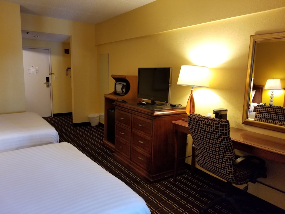 The Comstock Inn And Conference Center 15/31
